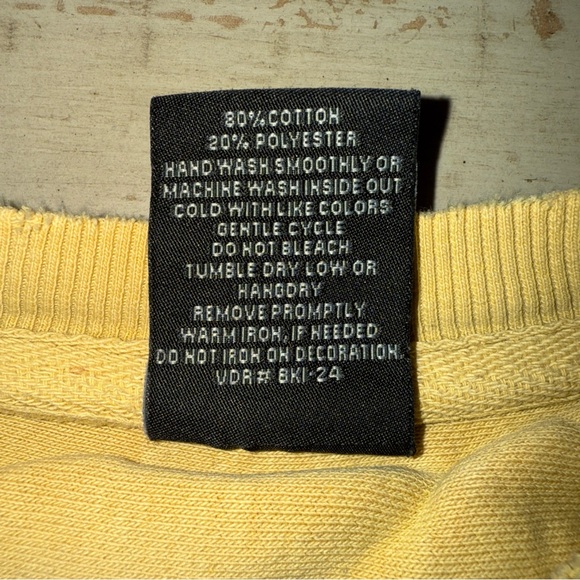 Minnesota Yellow ragged sweatshirt crewneck small - Picture 11 of 12